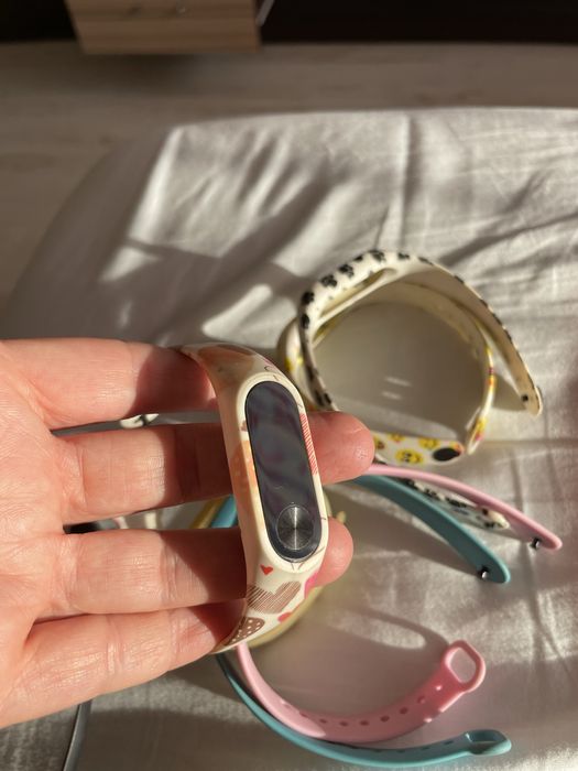 Смарт часовник Xiaomi Mi Band 2