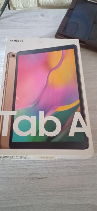 Планшет-телефон  samsungТав А