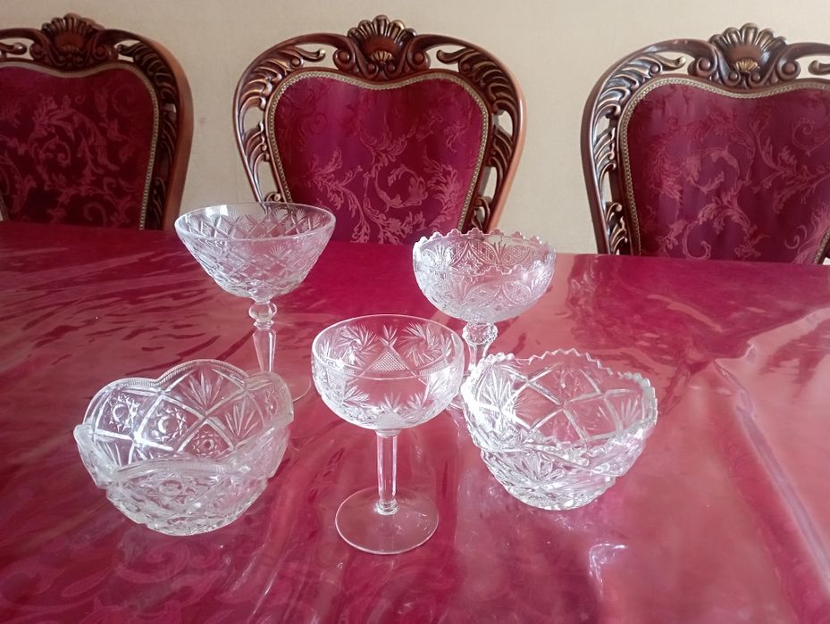 Хрустальные вазочки