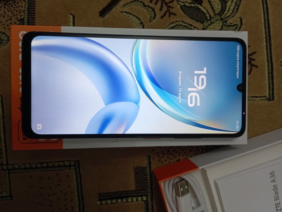 Телефон ZTE  a36
