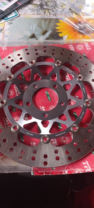 Преден Спирачен диск за bmw trw