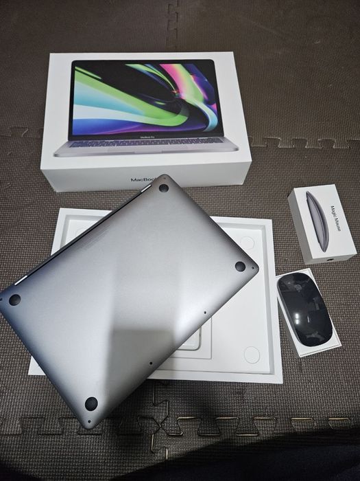 MacBook pro m1 13 dyum spacegray 16GB/512GB/magic mouse 2 full box
