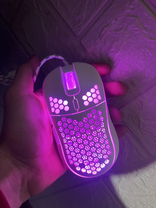 Mouse gaming RGB nou