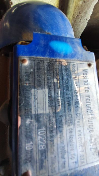 Masina de maruntit furaje / Masina uruiala