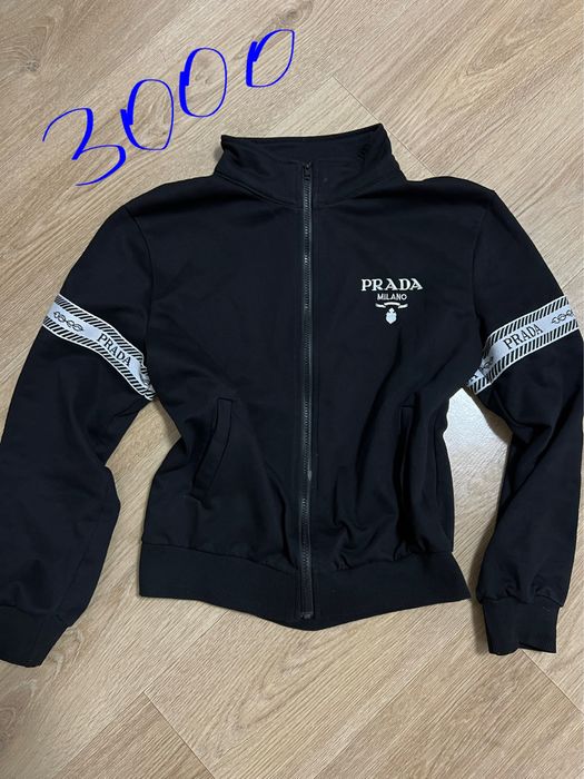 Одежда молодежка