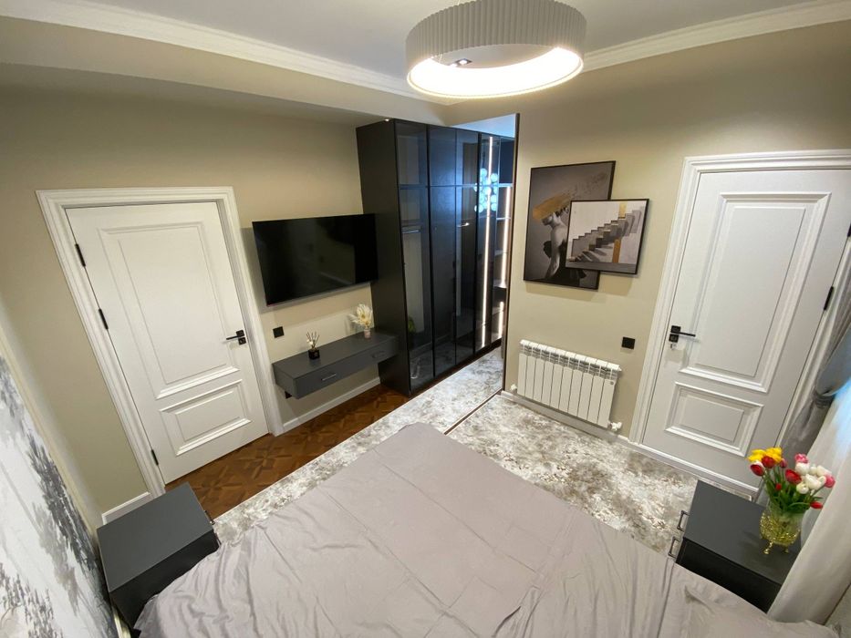 Яккасарой Ситу Маll 3/2/10. 75м2  Срочно Продам квартиру