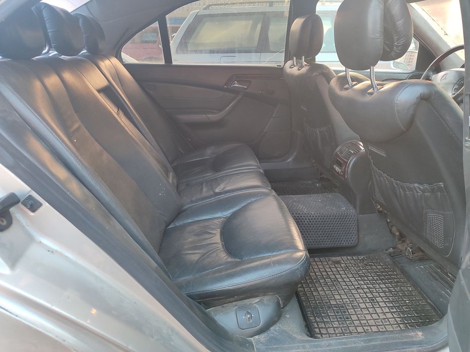 Запчасти на Мерседес W220