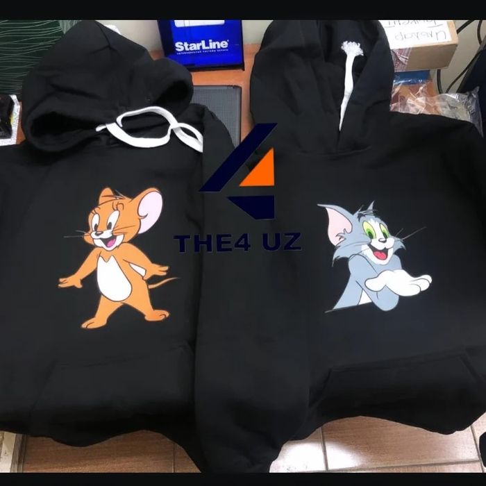 Свитшоты и худи с принтами