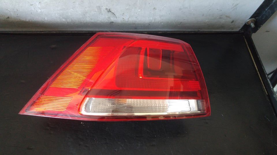 Stop tripla lampa stanga aripa vw golf 7 5g1 hatchback 5g0945095p 90052059a