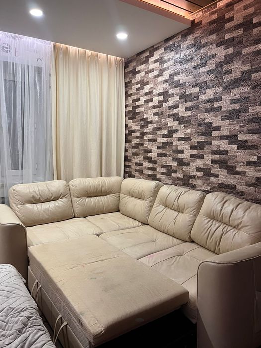 Отдам даром диван