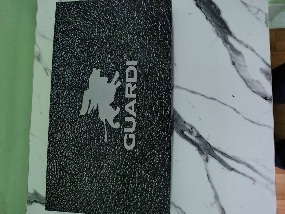 Продавам обувки  GUARDI