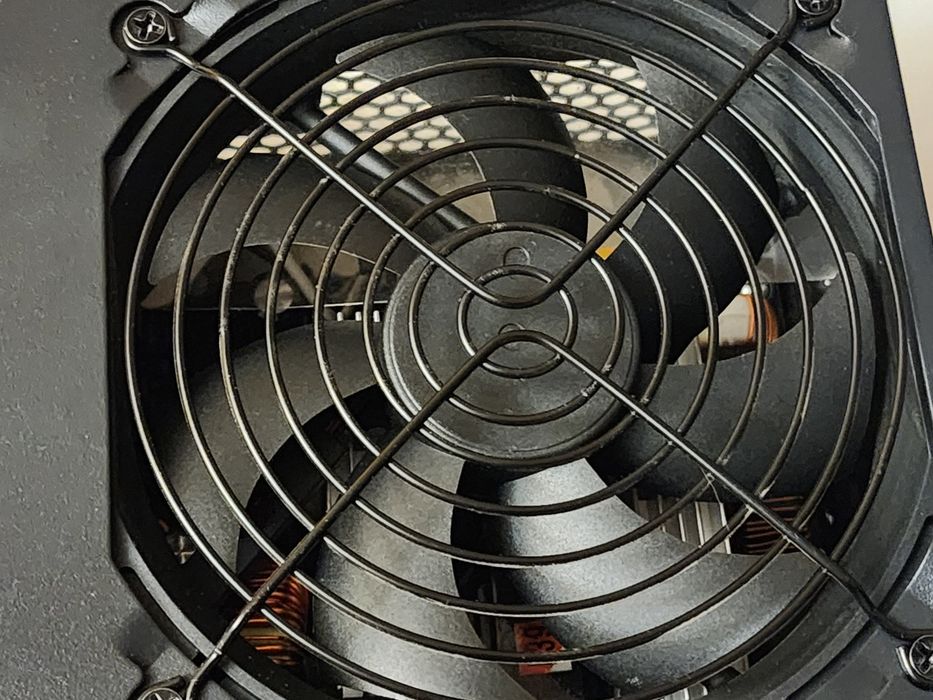 Блок питания Aigo GP650 650w БП