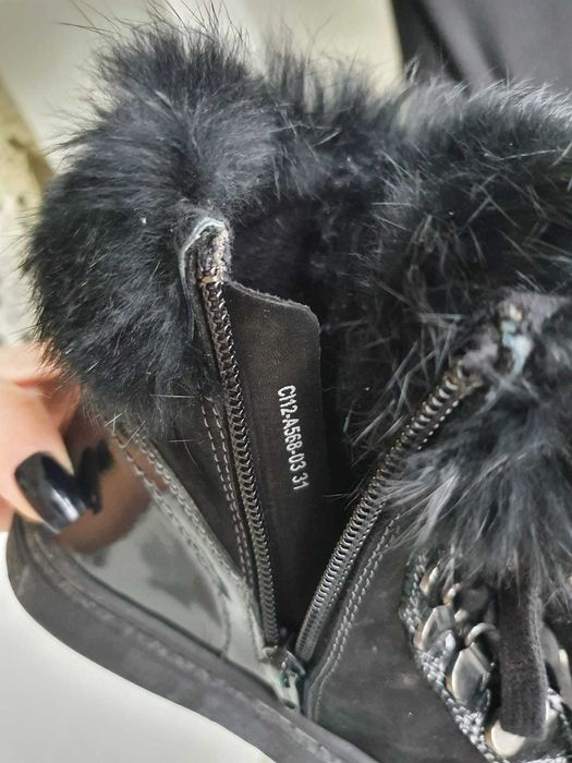 Ghete fetite, din piele cu blanita naturala, captuseala polar, mas 31