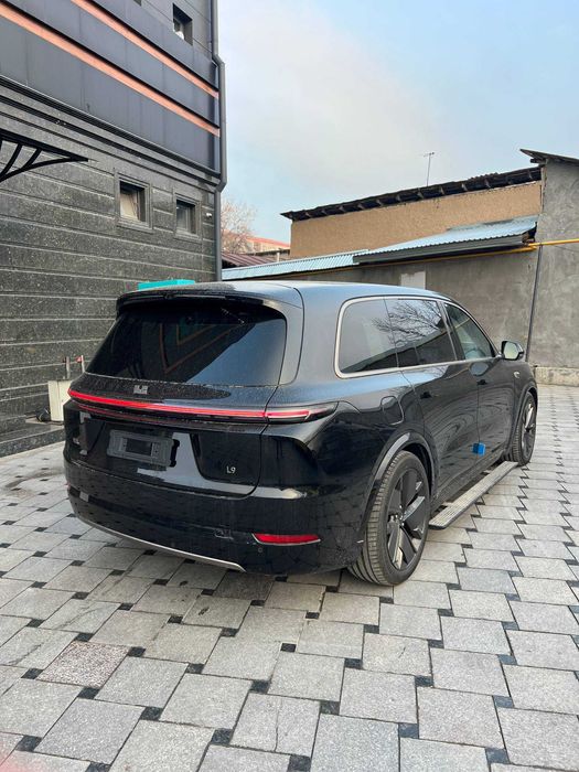 Li 9 Ultra 2026 Restayling  Qoraga Cofe salon