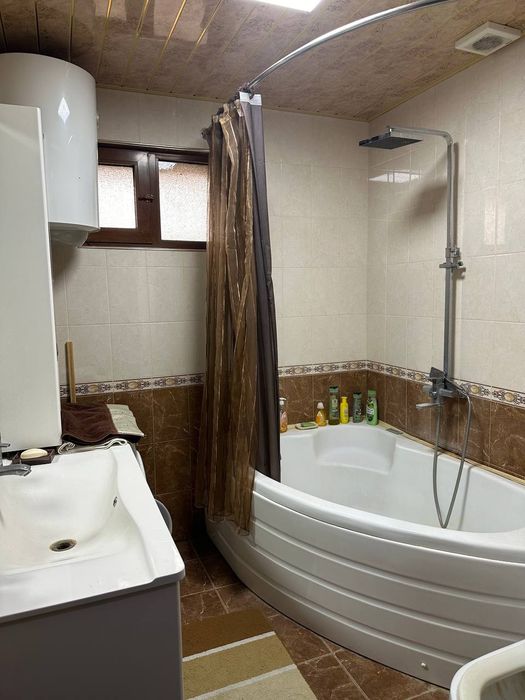 Срочно продаётся 3х -комнатная квартира