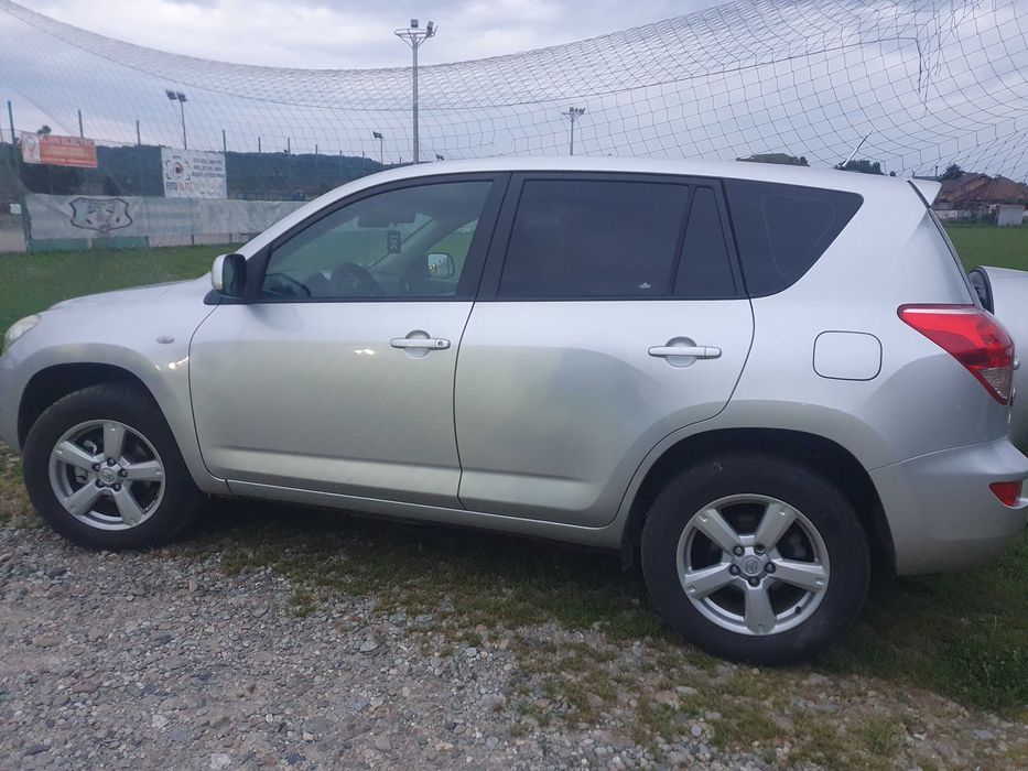 Vand Toyota Raw 4,an fab.2006,4x4 permanent