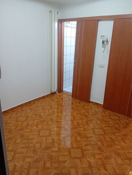 Se oferă spre vânzare apartament situat în București, Sector 5, 2 camere