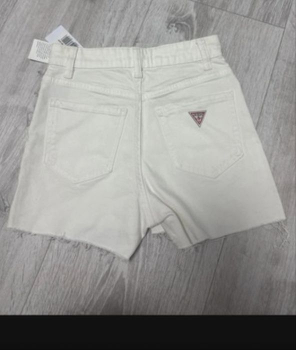 Pantaloni scurti guess