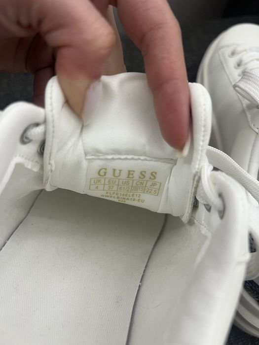 Оригинални маратонки Guess, 37 номер