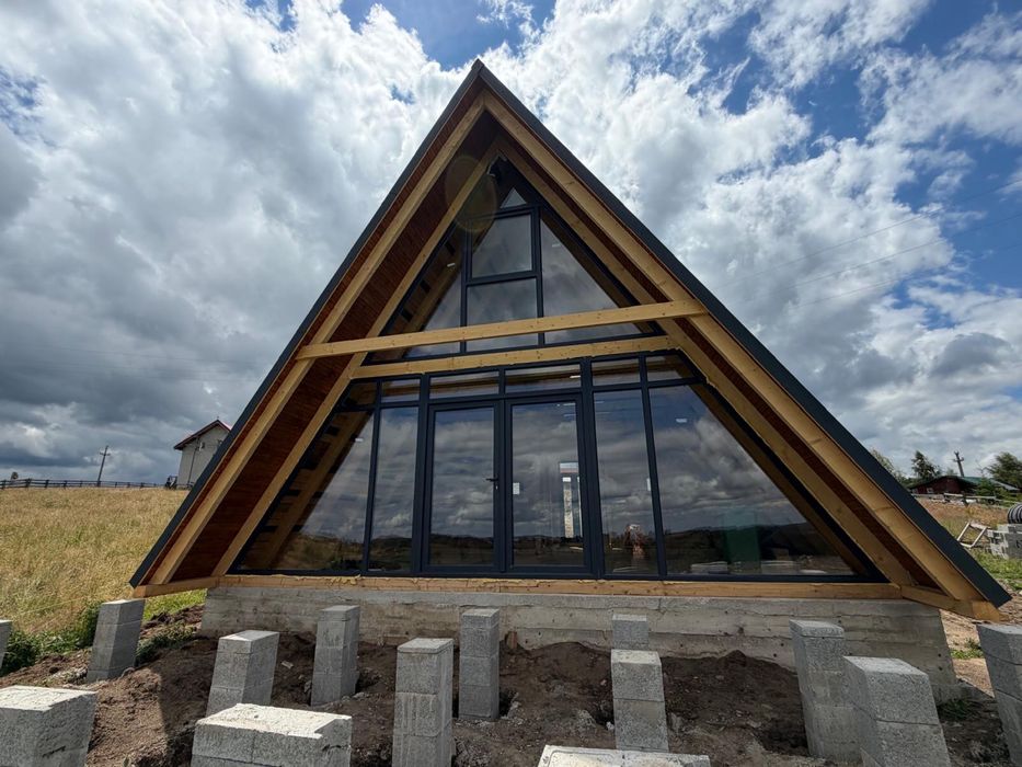 Cabana A-Frame de vanzare