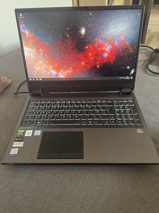 CLEVO PB50RF i9 + RTX 2070 | 240Hz | 32GB RAM | Gaming Puternic