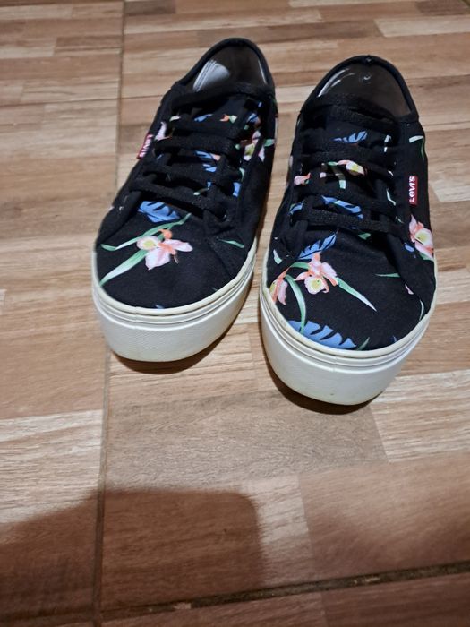 Adidasi pantofi sport Levi Strauss levi's 40