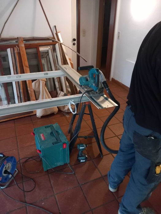 Montaj geamuri ,usi termopan si al,reglaje si reparati