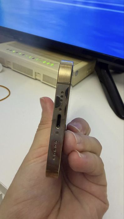 Продам айфон 13 про 256гигов