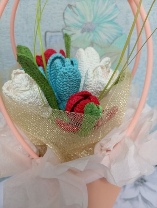 Цветы вязаные Крокусы