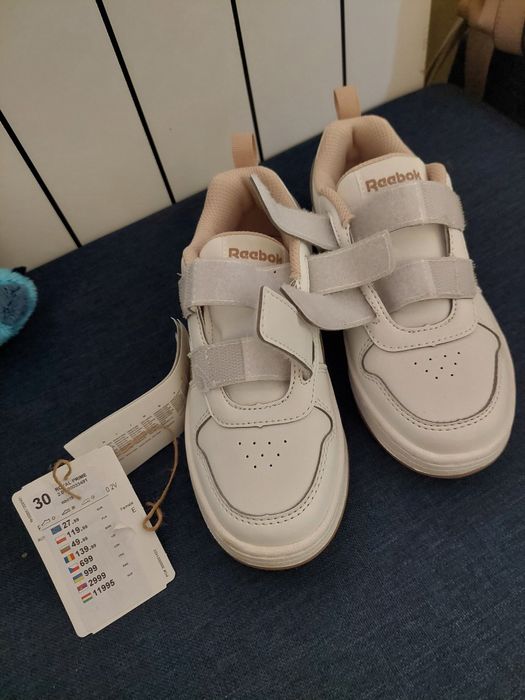 Adidași REEBOK nr.30