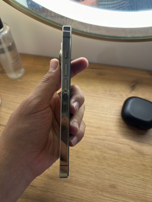 iPhone 13 pro 256 mg