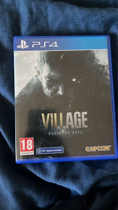 Продам Диск PS4 Resident evil 8 village