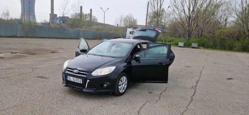 FORD Focus 2014 — imagine 4