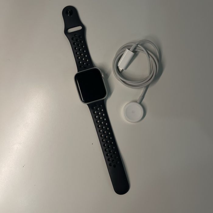 Apple Watch 6 44mm 90% акб