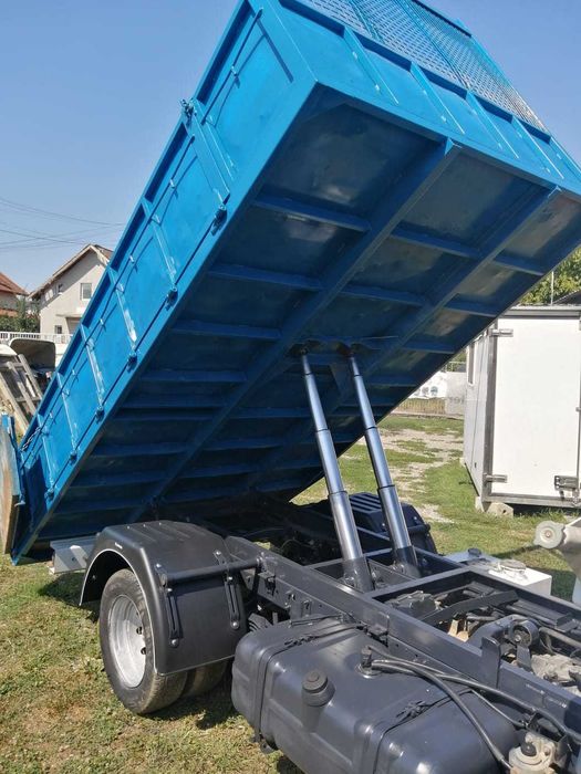 Vand Nissan Cabstar . Basculant. Pret 7600 eur. UNA Mai este de VANZARE