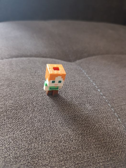 Продам игрушки из kinder joy 1 штука 25.000
