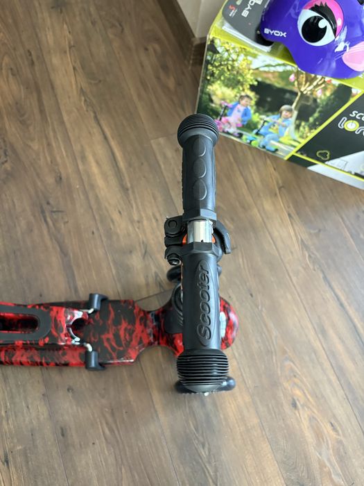 Нова Тротинетка със седалка lorelli smart plus