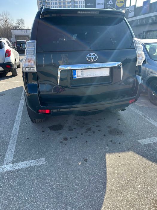 Toyota Land Cruiser 150