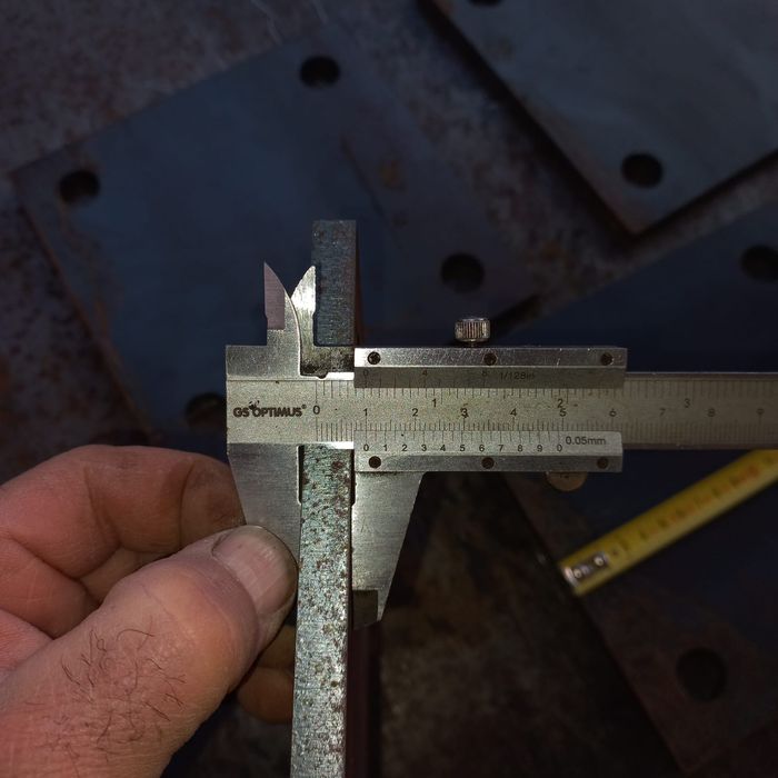 Placi flanșe stâlpi hala