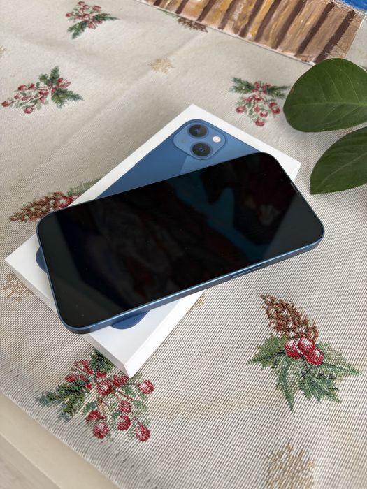 Продам iPhone 13, 256 гб
