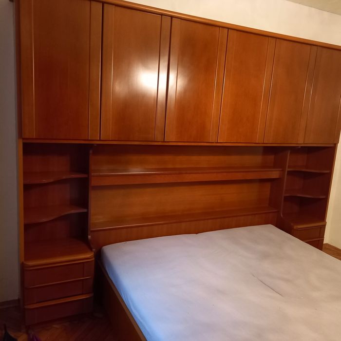 Dormitor cu suprastructură