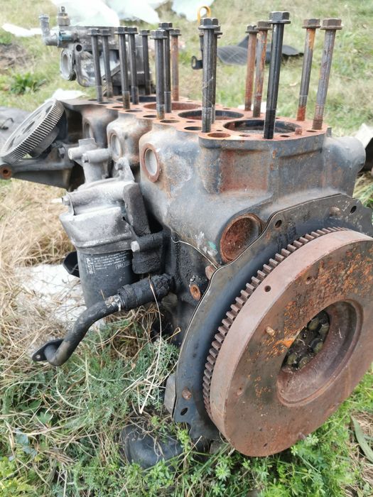 Piese Nissan cabstar 3.0 diesel 110 120 cai