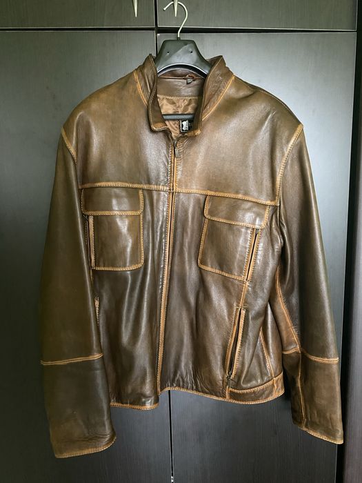 Яке от естесвена кожа.