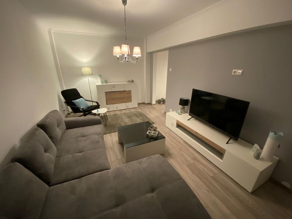 Chirie Apartament 2 camere