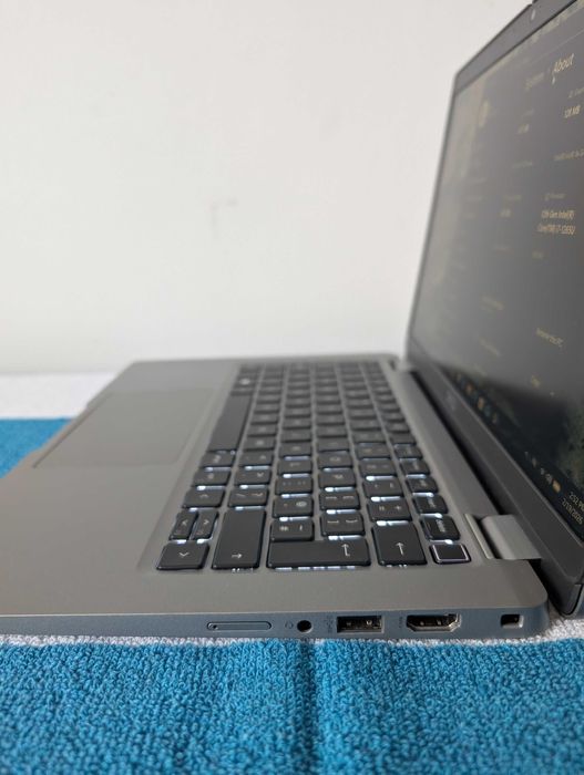 Laptop Dell Latitude 5330 | i7-1265U | 16GB | 512GB + Geanta si Mouse