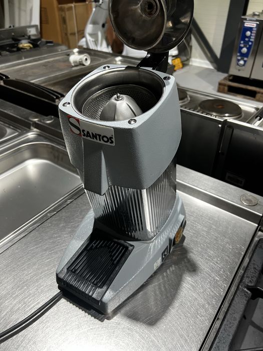 Storcator citrice Santos Franta tip 10 -  profesional -  30 l /h - 220V
