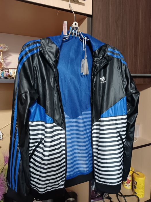 Ветровка для подростка