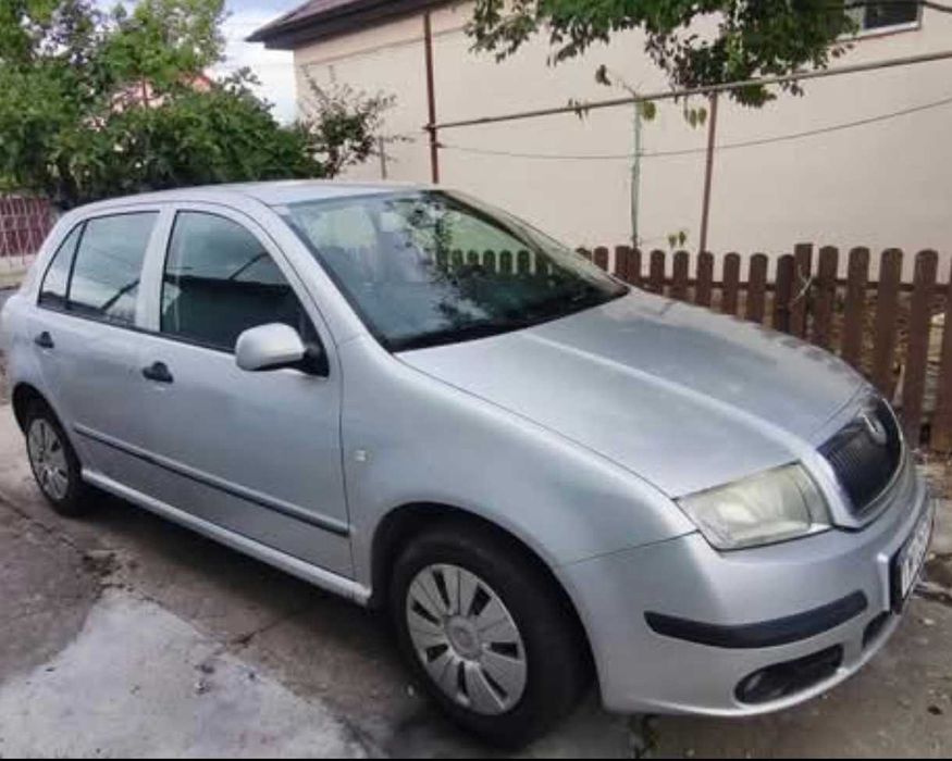 Vând Skoda Fabia  1.2