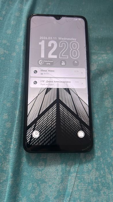 Редми 12с в идеальном состояние