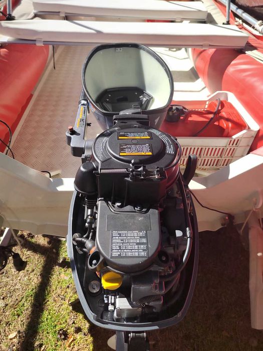 Надуваема RIB лодка Freesun 420 с колесар и двигател+аксесоари